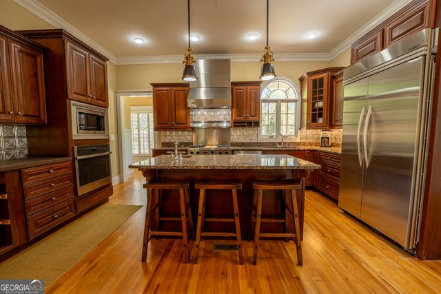 2925 Orchard Drive, Clarkesville, GA 30523