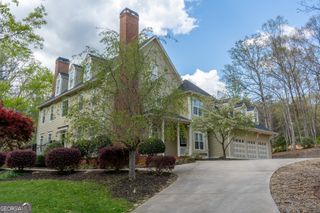 2925 Orchard Drive, Clarkesville, GA 30523