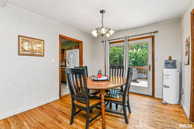 100 MARION Street, East Peoria, IL 61611