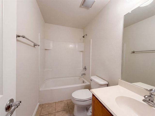 903 Mazatlan Court, Arlington, TX 76002
