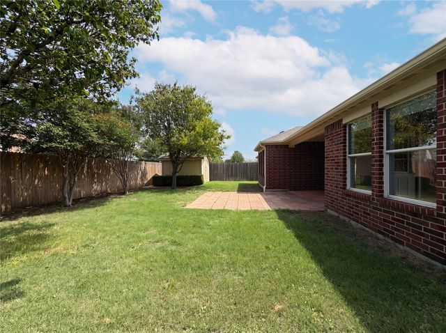 903 Mazatlan Court, Arlington, TX 76002