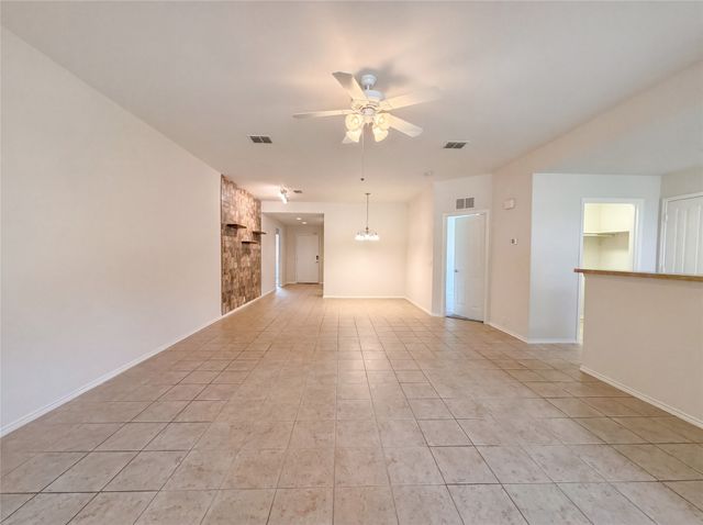 903 Mazatlan Court, Arlington, TX 76002