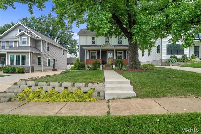 326 W Rose Hill Avenue, Kirkwood, MO 63122