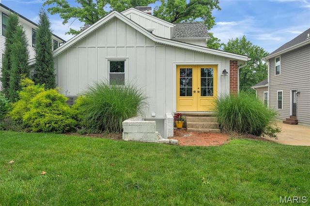 326 W Rose Hill Avenue, Kirkwood, MO 63122