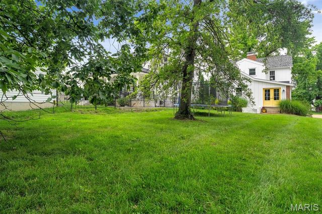 326 W Rose Hill Avenue, Kirkwood, MO 63122