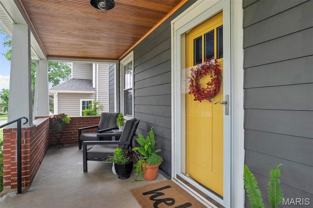 326 W Rose Hill Avenue, Kirkwood, MO 63122