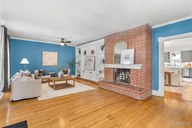 326 W Rose Hill Avenue, Kirkwood, MO 63122