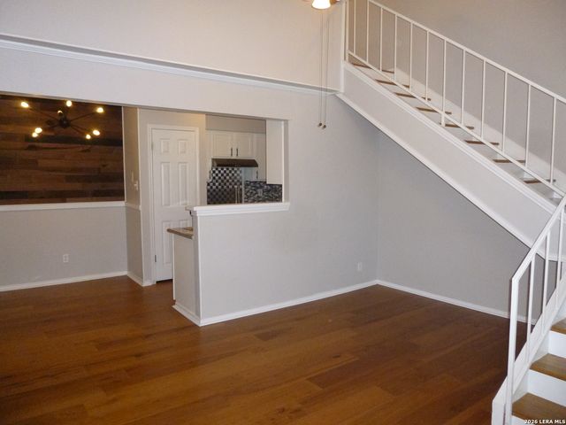 11610 Vance Jackson Rd Apt 1084, San Antonio, TX 78230