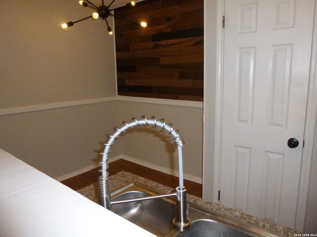 11610 Vance Jackson Rd Apt 1084, San Antonio, TX 78230
