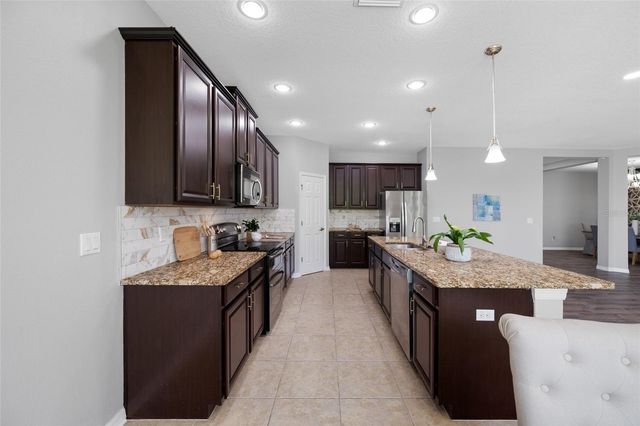 1405 PARKER DEN DRIVE, Ruskin, FL 33570