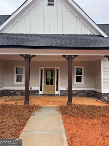 647 Fairview Road, Pendergrass, GA 30567