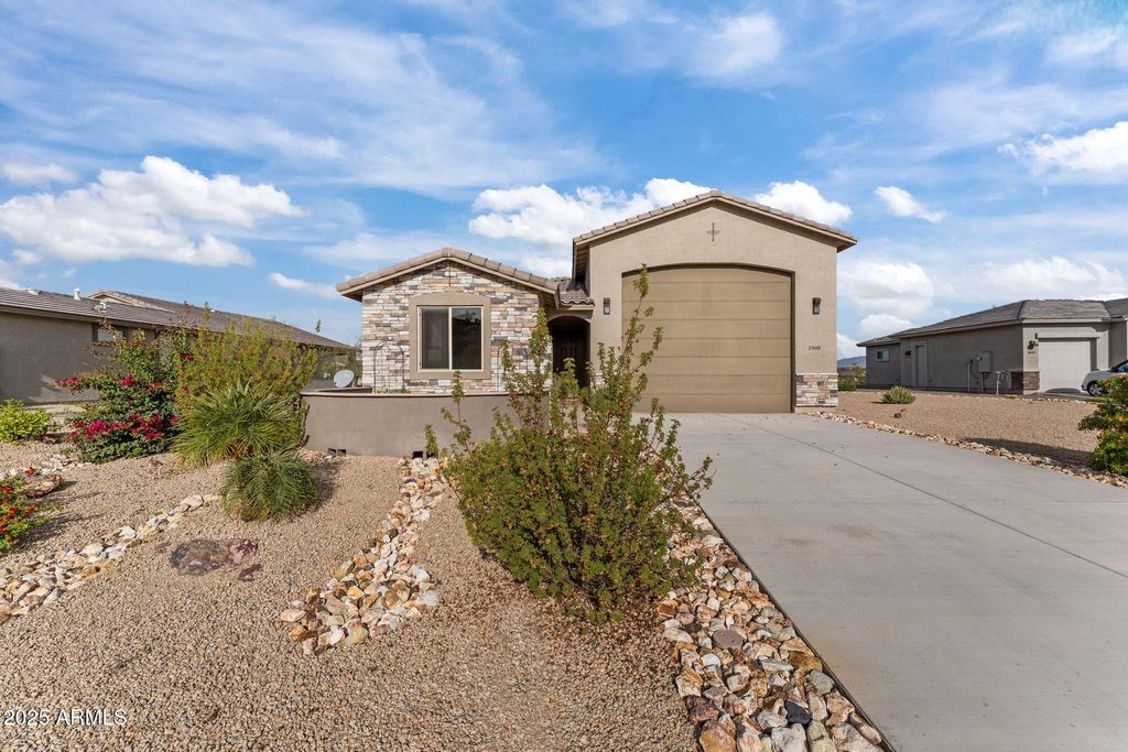 1900 W RINGO Road, Wickenburg, AZ 85390 — exterior