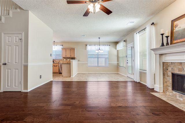 913 Aylesbury Drive, Allen, TX 75002