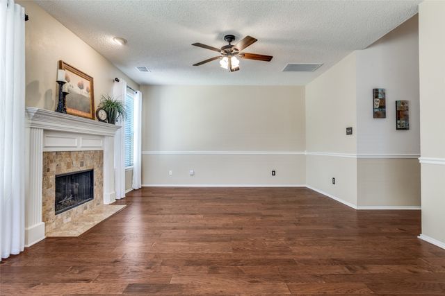 913 Aylesbury Drive, Allen, TX 75002