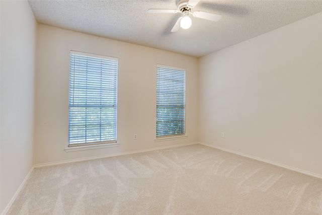 913 Aylesbury Drive, Allen, TX 75002