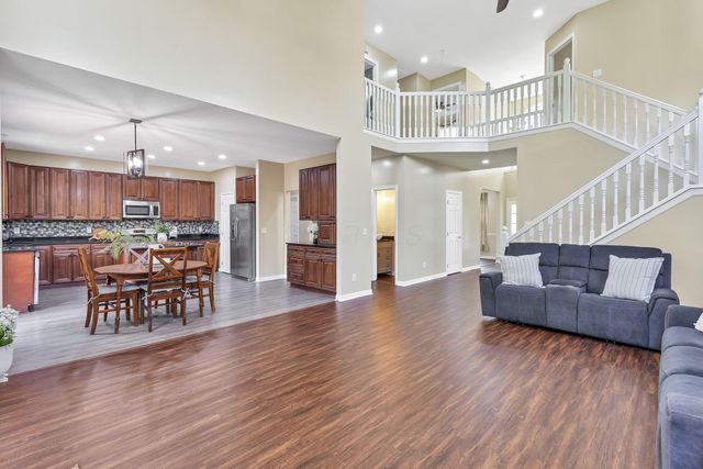 166 Longleaf Street, Pickerington, OH 43147