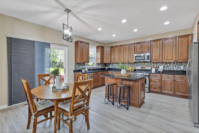 166 Longleaf Street, Pickerington, OH 43147