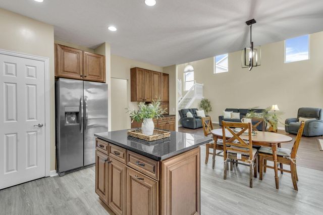 166 Longleaf Street, Pickerington, OH 43147