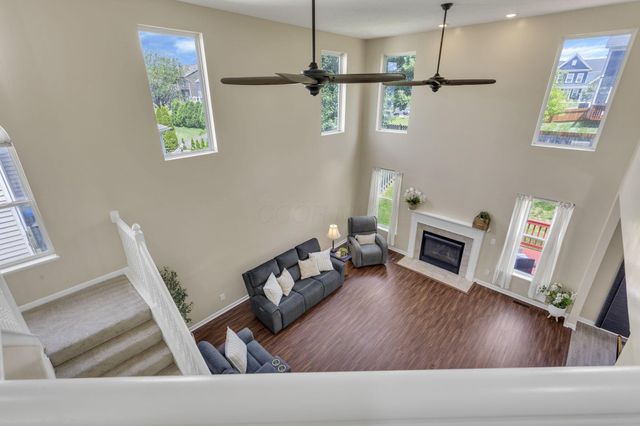 166 Longleaf Street, Pickerington, OH 43147