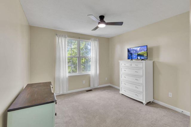 166 Longleaf Street, Pickerington, OH 43147