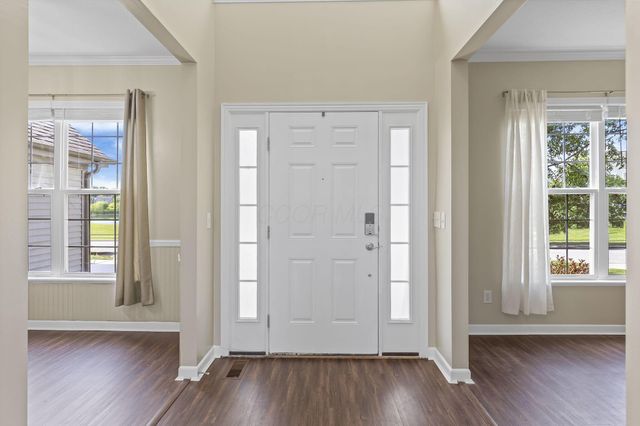166 Longleaf Street, Pickerington, OH 43147