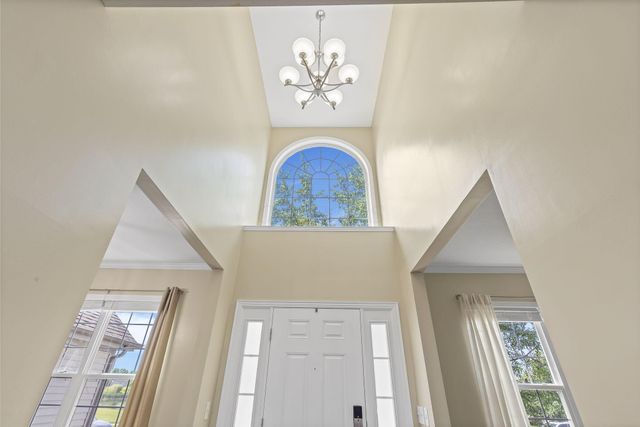 166 Longleaf Street, Pickerington, OH 43147