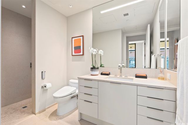 1388 Ala Moana Boulevard 5802, Honolulu, HI 96814