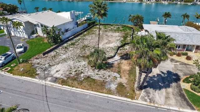 27 DOLPHIN DRIVE, Treasure Island, FL 33706