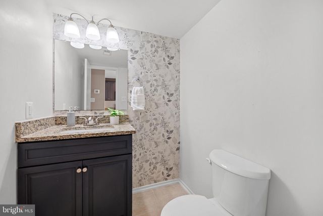 8624 VENOY CT, Alexandria, VA 22309