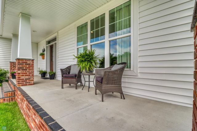 6728 Ashwood Loop, Fargo, ND 58104