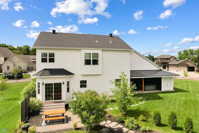 6728 Ashwood Loop, Fargo, ND 58104