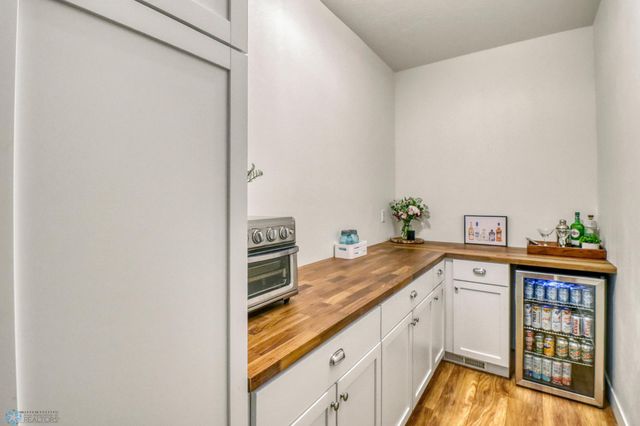 6728 Ashwood Loop, Fargo, ND 58104