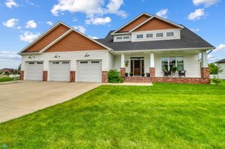 6728 Ashwood Loop, Fargo, ND 58104