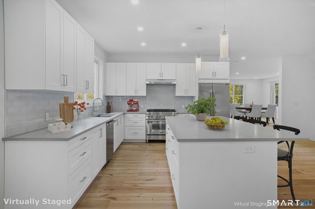 309 South Britain Road, Southbury, CT 06488