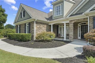 157 Silvergrass Pass, Grayson, GA 30017