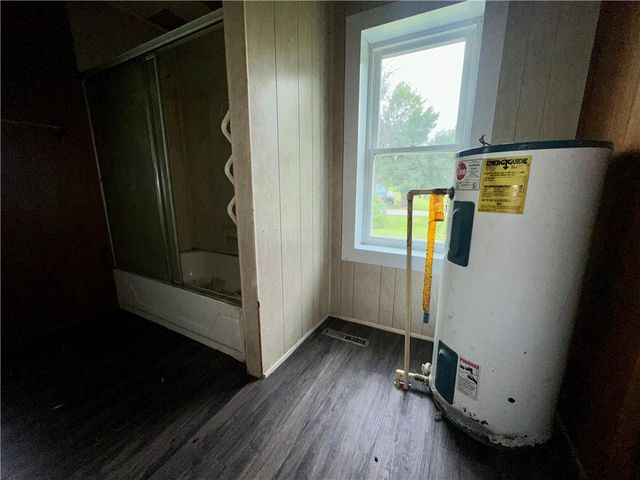 901 2nd Street, Ridgeway, MO 64481