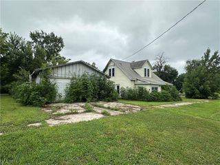 901 2nd Street, Ridgeway, MO 64481