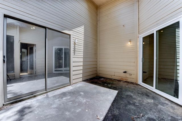 1906 Woodhue Drive, Houston, TX 77386