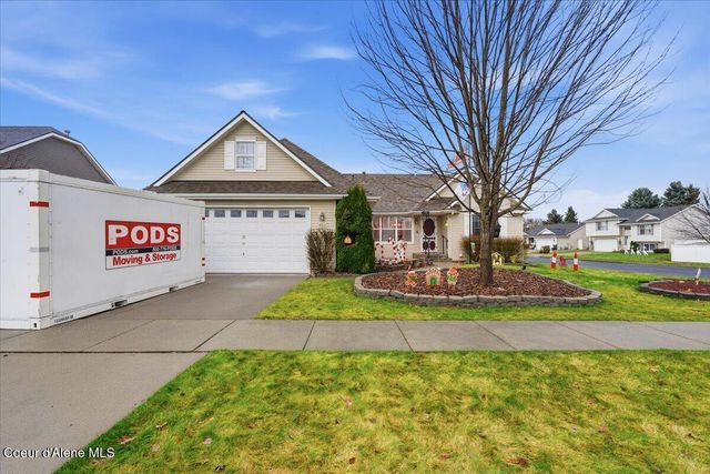 8300 N AINSWORTH DR, Hayden, ID 83835