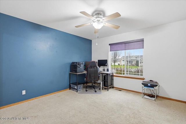 8300 N AINSWORTH DR, Hayden, ID 83835