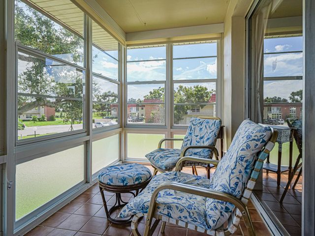 26 Pine Arbor Lane 201, Vero Beach, FL 32962