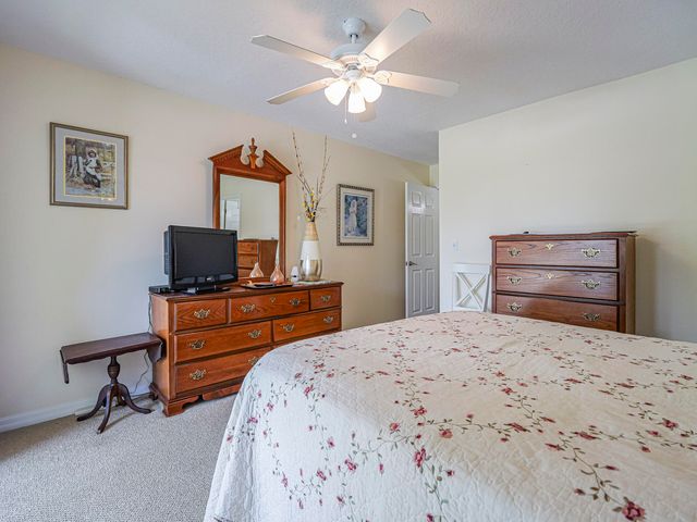 26 Pine Arbor Lane 201, Vero Beach, FL 32962