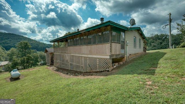 389 Nelson Circle, Blairsville, GA 30512