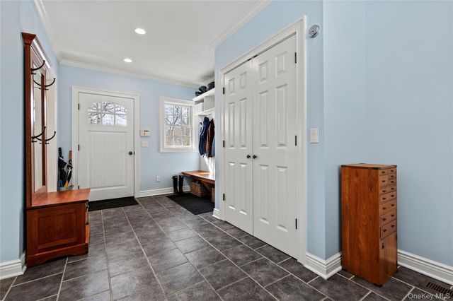 69 Brevoort Lane, Rye, NY 10580