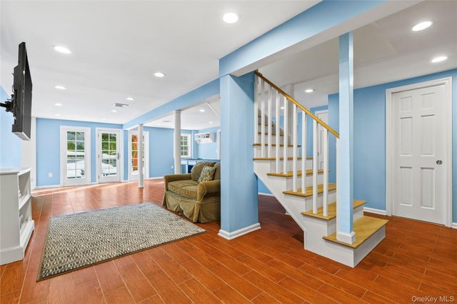 69 Brevoort Lane, Rye, NY 10580