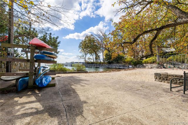 69 Brevoort Lane, Rye, NY 10580