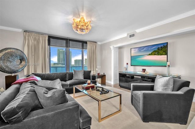 333 Las Olas Way 2409, Fort Lauderdale, FL 33301