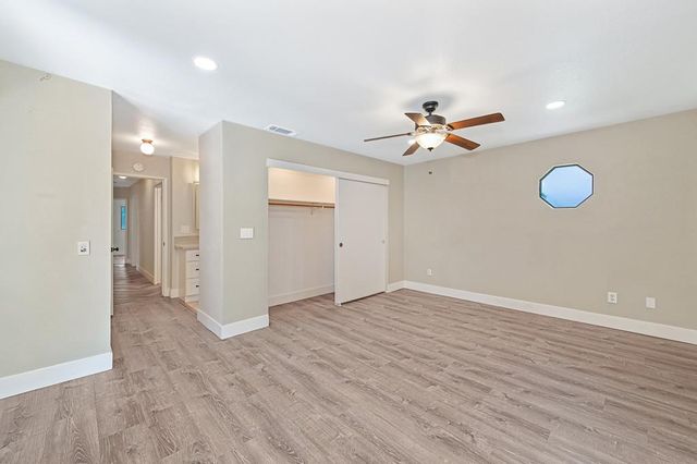 8450 Silver Rock Ct, Citrus Heights, CA 95610