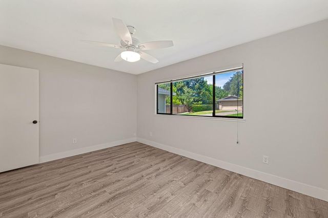 8450 Silver Rock Ct, Citrus Heights, CA 95610