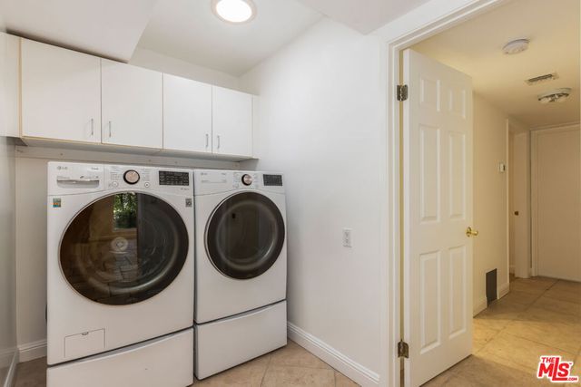 5150 Donna Avenue, Tarzana, CA 91356